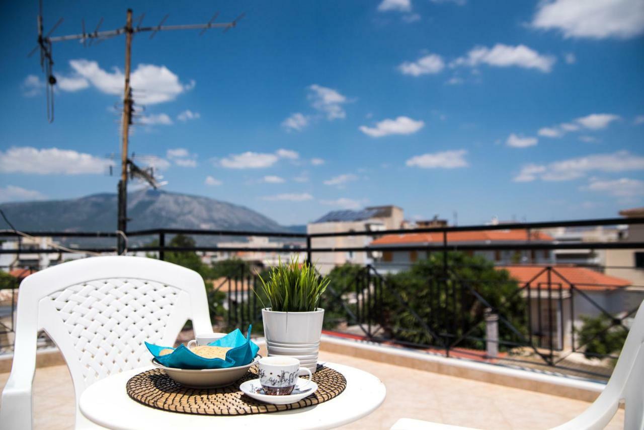 Appartamento Top floor modern studio in central Koropi Esterno foto